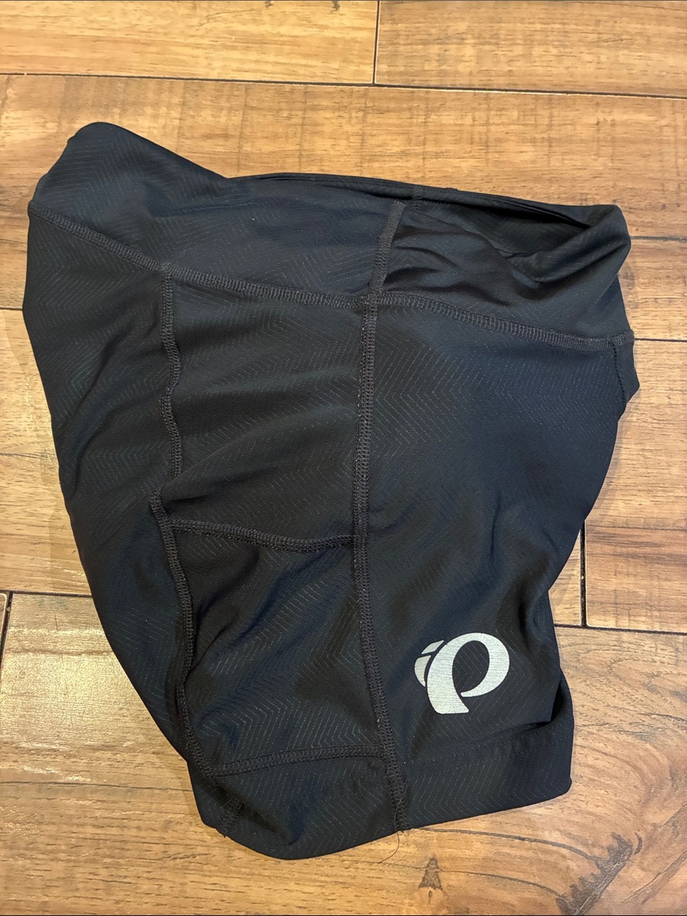Pearl Izumi Women's Black Bike Shorts with Reflective Logo